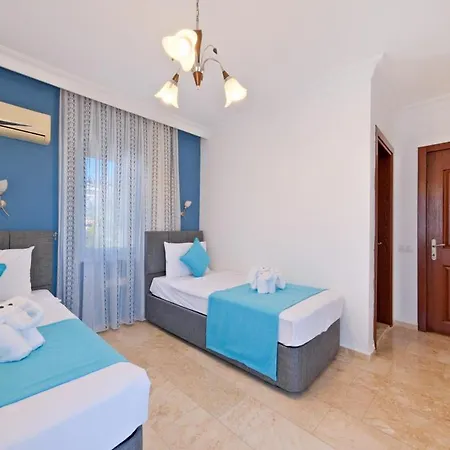 Villa Hisaroenue, Center Luxury *