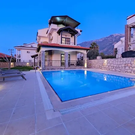 Hisaroenue, Center Luxury Вилла