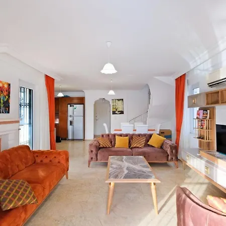 Hisaroenue, Center Luxury Вилла *