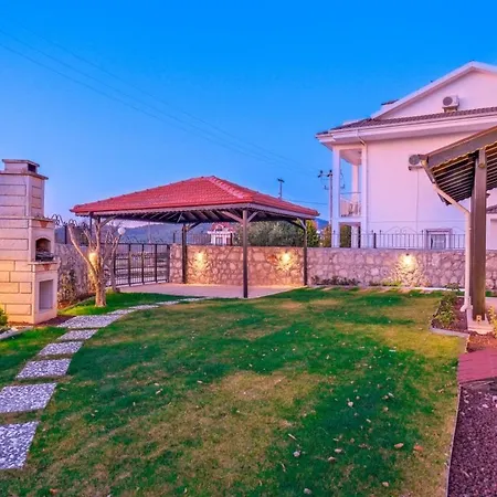 Hisaroenue, Center Luxury Вилла *